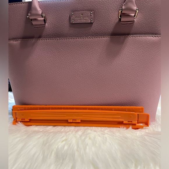Kate Spade Tote - Picture 6 of 7